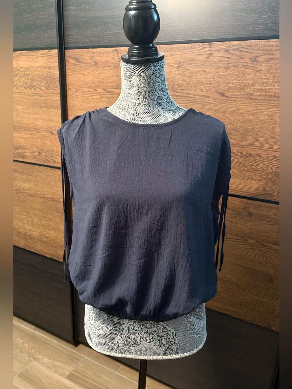 Dex Navy Sleeveless Tie-Detail Blouse